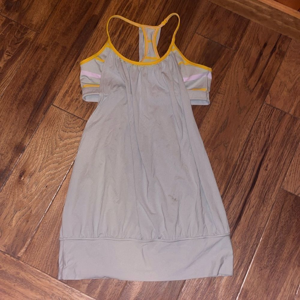 Lululemon Athletica tank